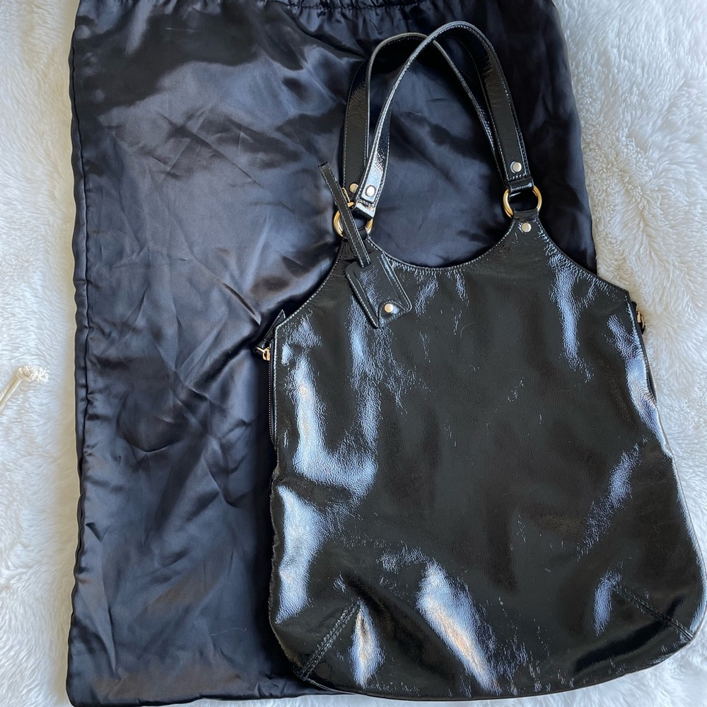 Yves Saint Laurent Black Patent Leather Metropolis Tote Bag